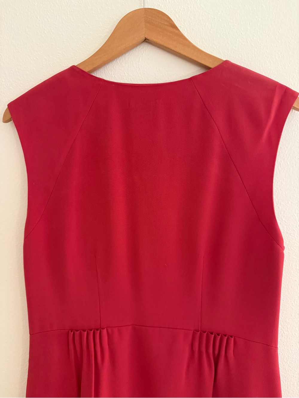 Theory Shyann 100% Silk Dress sleeveless pintuck pleated waist pink red size 10 - Picture 7 of 11